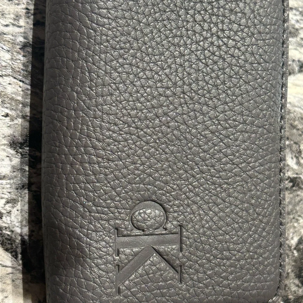 Calvin Klein gray pebbled leather zip wallet
